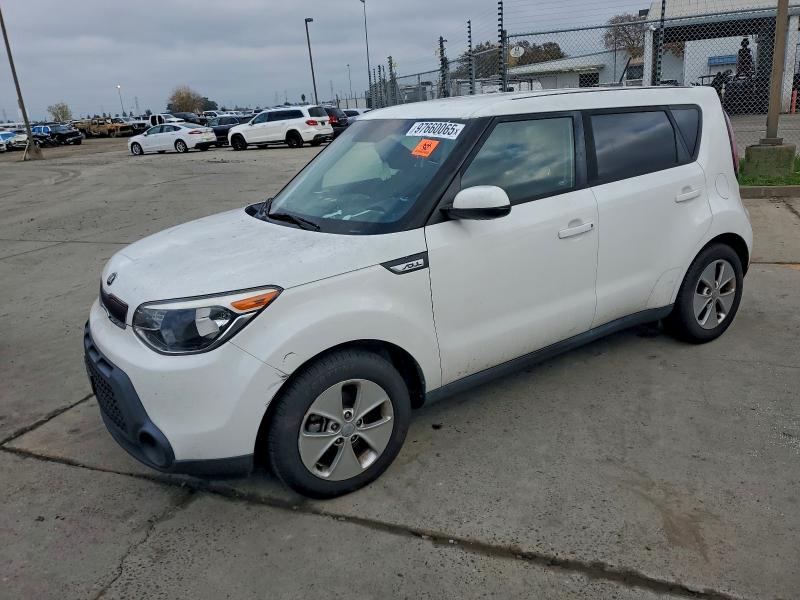 KIA SOUL 2016 with VIN KNDJN2A22G7271144 - Photo from auction