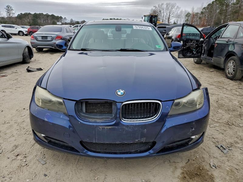Photo 5 from auction – 2011 BMW 328 I with VIN WBAPH7C52BE850013