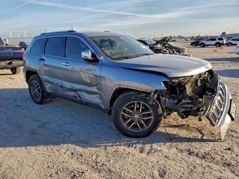 Photo 4 from auction – 2017 JEEP GRAND CHER with VIN 1C4RJEBG8HC739994