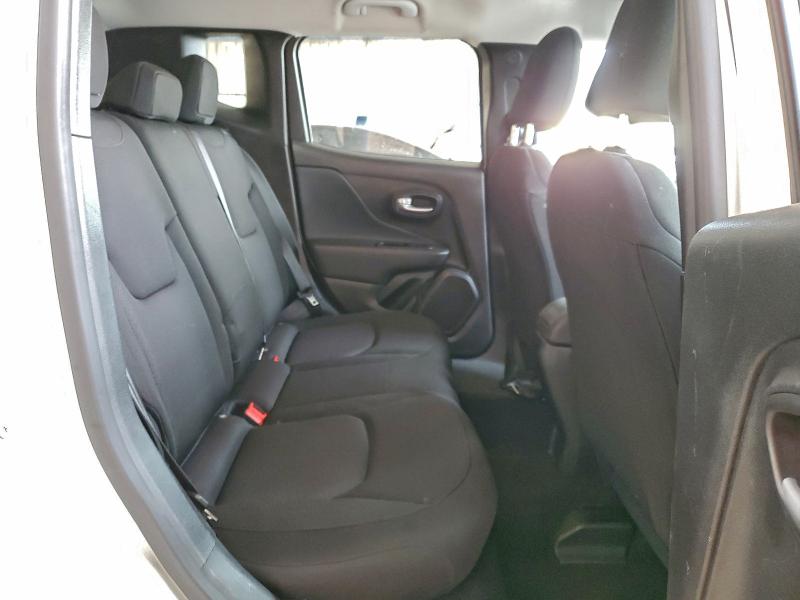 Photo 11 from auction – 2023 JEEP RENEGADE L with VIN ZACNJDB19PPP62082