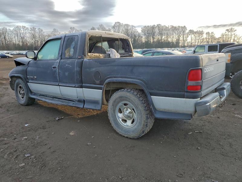 Photo 2 from auction – 2000 DODGE RAM 1500 with VIN 3B7HC13Y2YG133660