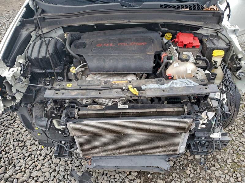 Photo 11 from auction – 2018 JEEP RENEGADE L with VIN ZACCJBBB7JPH10626