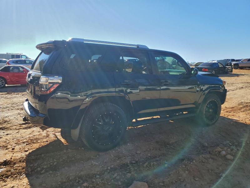 Photo 3 from auction – 2016 TOYOTA 4RUNNER with VIN JTEZU5JR6G5139175