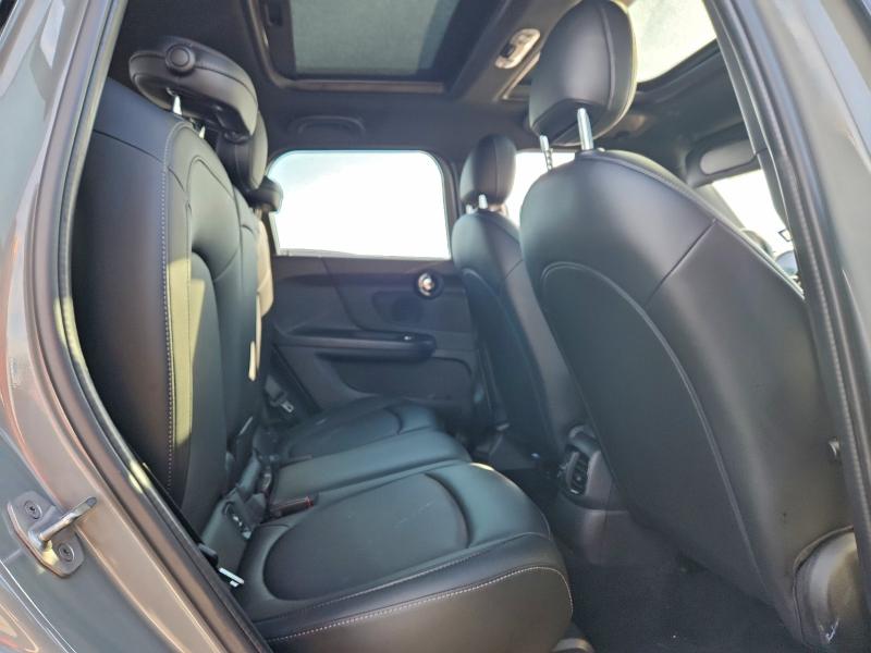 Photo 10 from auction – 2021 MINI COOPER COU with VIN WMZ23BR02M3M78391