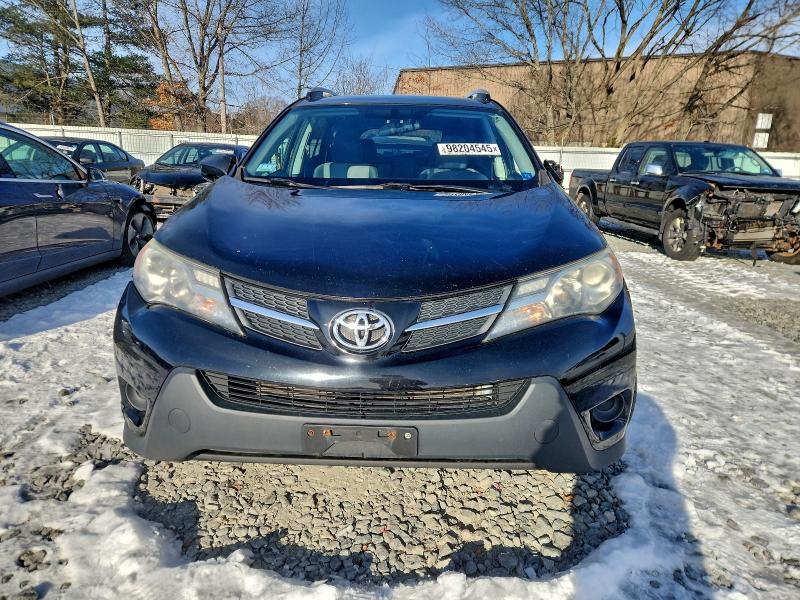 Photo 5 from auction – 2015 TOYOTA RAV4 LE with VIN 2T3BFREV0FW390585