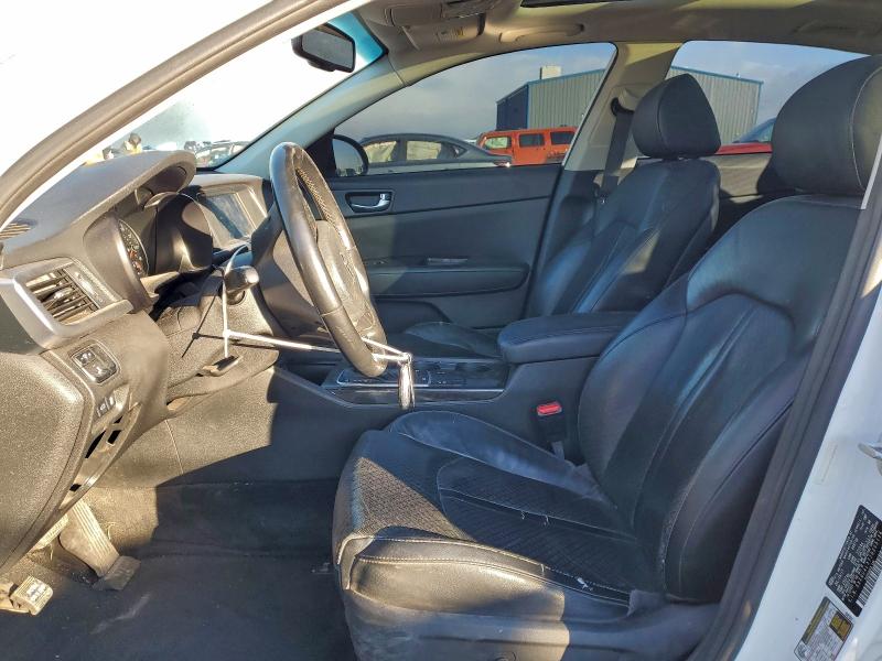 Photo 7 from auction – 2018 KIA OPTIMA with VIN 5XXGU4L37JG205136