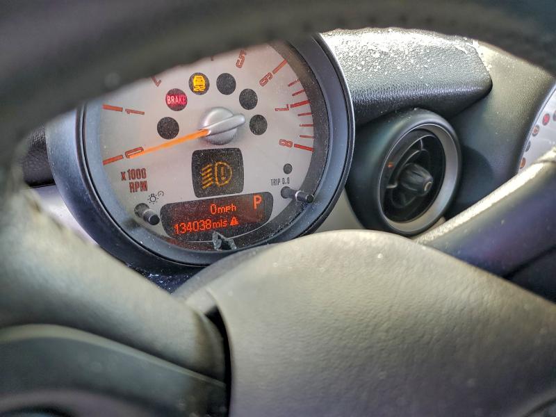 Photo 9 from auction – 2014 MINI COOPER CLU with VIN WMWZF3C53ET493111