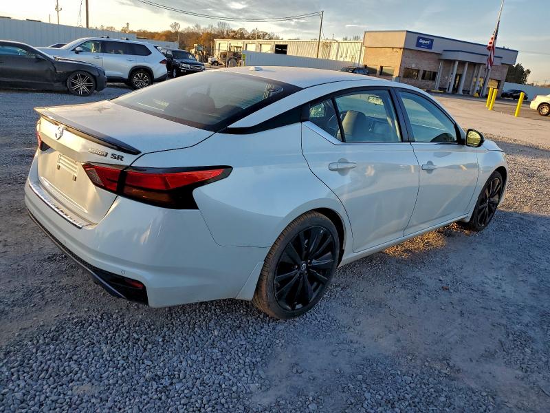 Photo 3 from auction – 2022 NISSAN ALTIMA SR with VIN 1N4BL4CV8NN407966