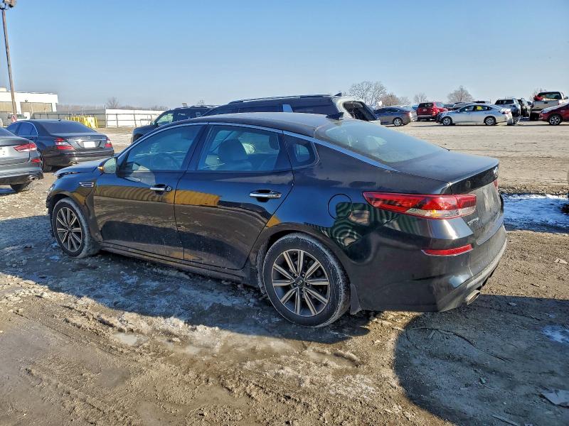 Photo 2 from auction – 2019 KIA OPTIMA EX with VIN 5XXGU4L1XKG368394