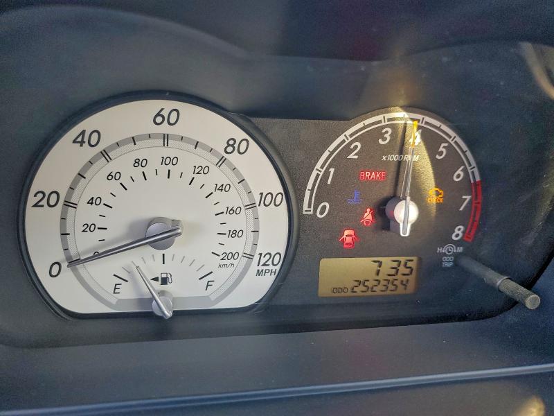 Photo 9 from auction – 2004 TOYOTA SCION XA with VIN JTKKT604940050402
