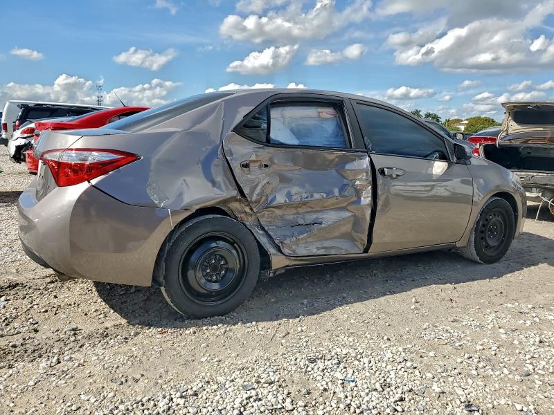 Photo 3 from auction – 2015 TOYOTA COROLLA with VIN 5YFBURHE9FP337783