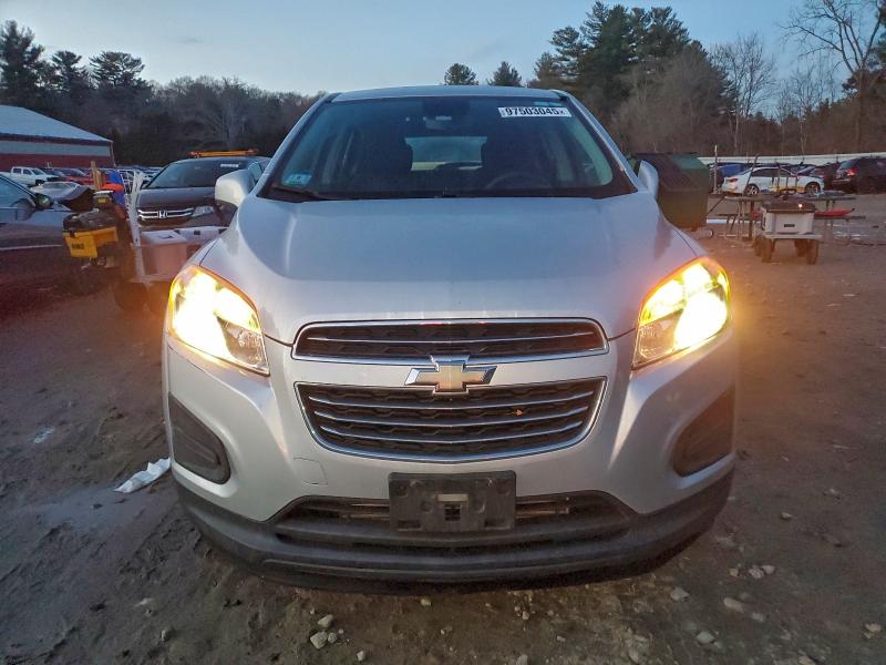 Foto 5 de la subasta – 2016 CHEVROLET TRAX LS con VIN 3GNCJKSB7GL165472