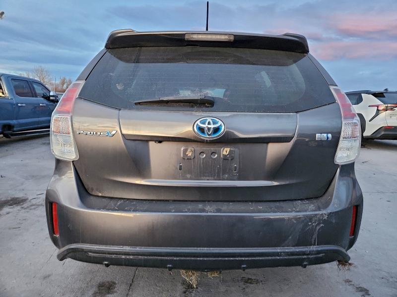 Photo 6 from auction – 2015 TOYOTA PRIUS V with VIN JTDZN3EU8FJ021025