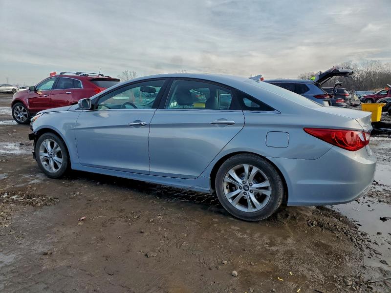 Photo 2 from auction – 2011 HYUNDAI SONATA SE with VIN 5NPEC4AC0BH225103