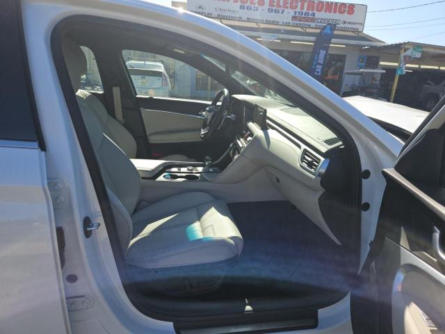 Photo 5 from auction – 2025 GENESIS G70 BASE with VIN KMTG34SCXSU155995