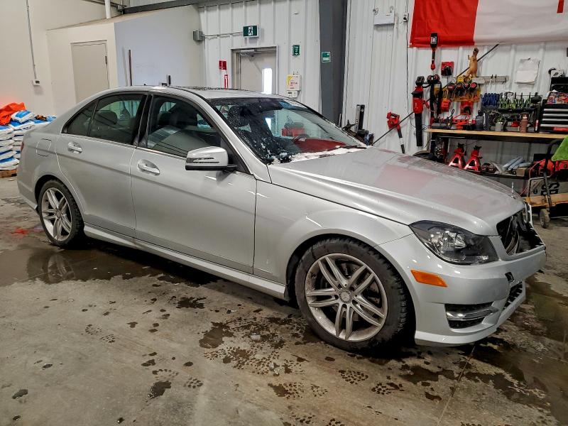 Photo 4 from auction – 2014 MERCEDES-BENZ C 300 4MAT with VIN WDDGF8AB6EA941021