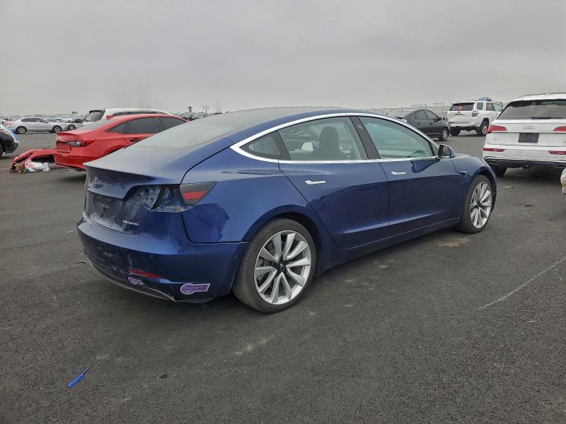 Photo 3 from auction – 2018 TESLA MODEL 3 with VIN 5YJ3E1EB1JF150992