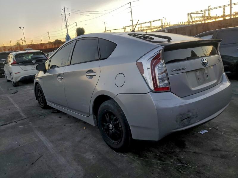 Photo 2 from auction – 2012 TOYOTA PRIUS with VIN JTDKN3DU4C5529385