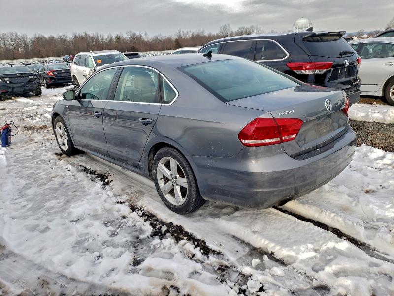 Photo 2 from auction – 2014 VOLKSWAGEN PASSAT S with VIN 1VWAT7A30EC025013