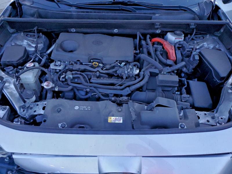 Photo 12 from auction – 2022 TOYOTA RAV4 with VIN JTM16RFV9ND068923
