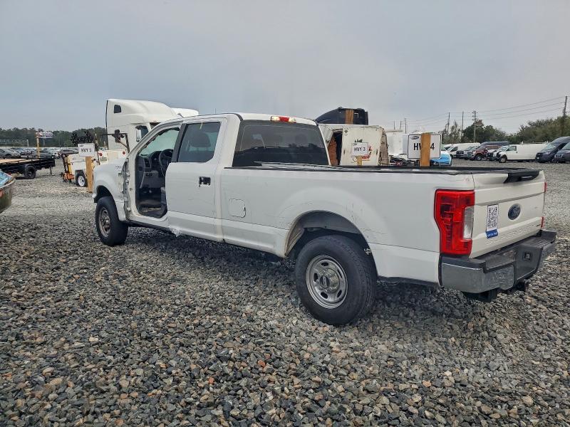 Photo 2 from auction – 2017 FORD F250 SUPER with VIN 1FT7W2A64HEF43796