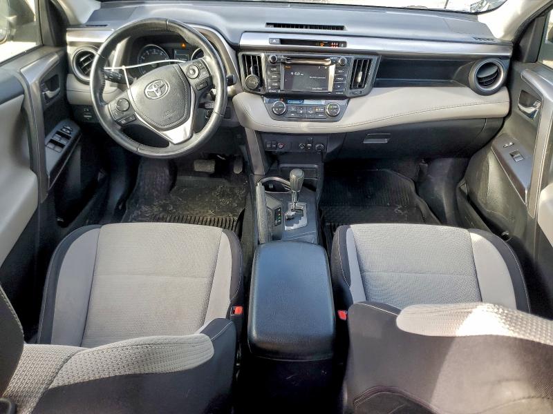 Photo 8 from auction – 2017 TOYOTA RAV4 XLE with VIN JTMRFREV4HJ113356