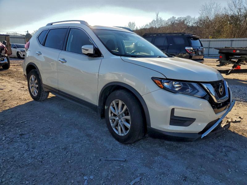 Photo 4 from auction – 2019 NISSAN ROGUE with VIN 5N1AT2MT6KC705104