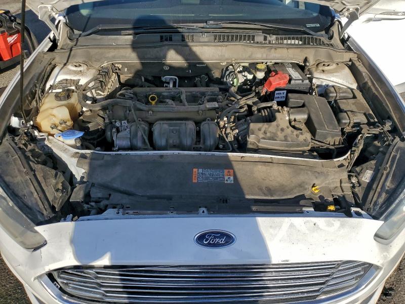 Photo 11 from auction – 2016 FORD FUSION SE with VIN 3FA6P0H71GR387973