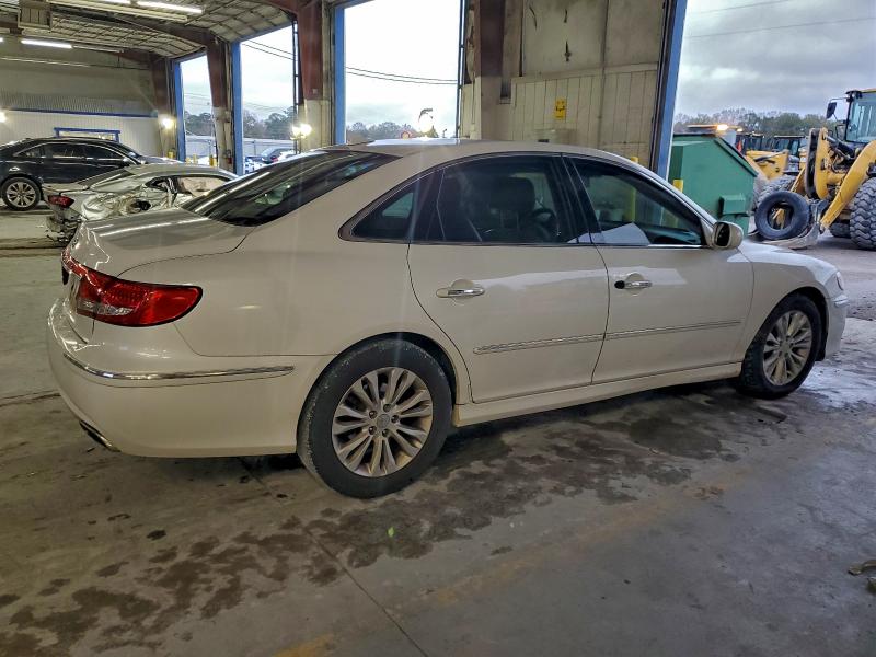 Photo 3 from auction – 2011 HYUNDAI AZERA GLS with VIN KMHFC4DD1BA552296
