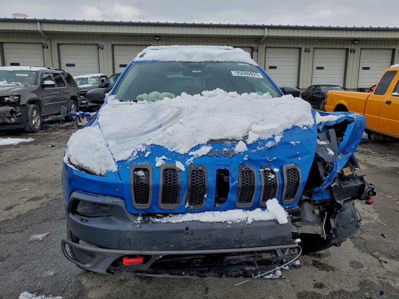 Photo 5 from auction – 2017 JEEP CHEROKEE T with VIN 1C4PJMBS1HW622598