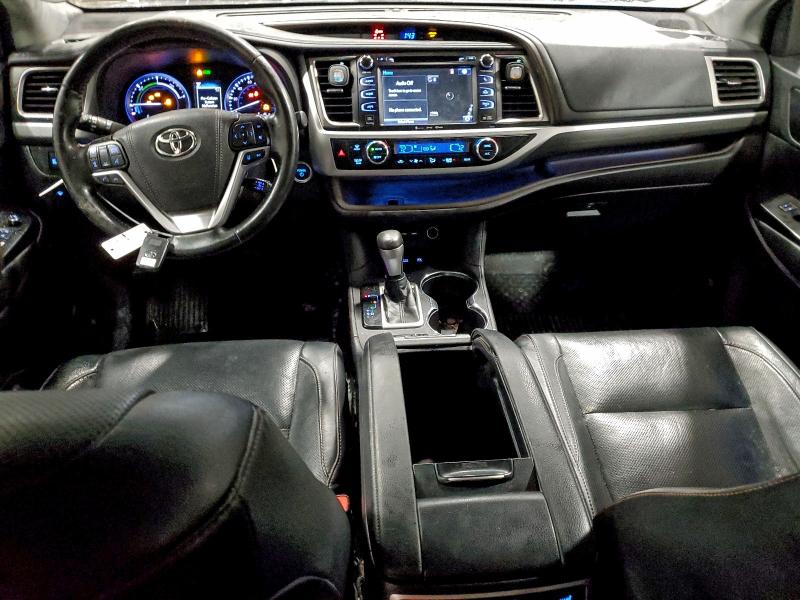 Photo 8 from auction – 2019 TOYOTA HIGHLANDER with VIN 5TDDGRFH0KS059855