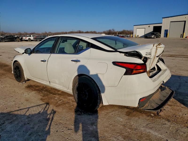 Photo 2 from auction – 2019 NISSAN ALTIMA S with VIN 1N4BL4BV5KC246386