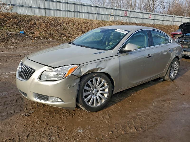 BUICK REGAL PREM 2013 with VIN 2G4GS5EV8D9144770 - Photo from auction