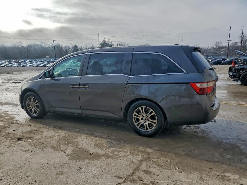 Photo 2 from auction – 2013 HONDA ODYSSEY EX with VIN 5FNRL5H67DB059977