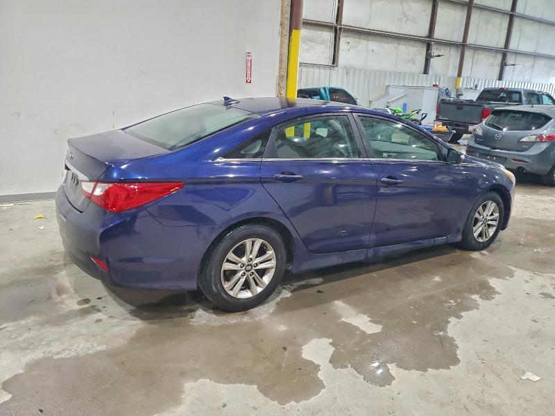 Photo 3 from auction – 2014 HYUNDAI SONATA GLS with VIN 5NPEB4AC7EH814043