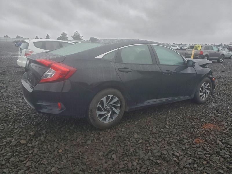 Photo 3 from auction – 2017 HONDA CIVIC EX with VIN 2HGFC2F79HH573800