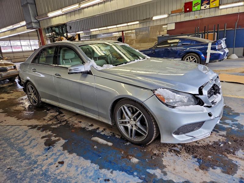 Photo 4 from auction – 2014 MERCEDES-BENZ E 550 4MAT with VIN WDDHF9BB8EA972800