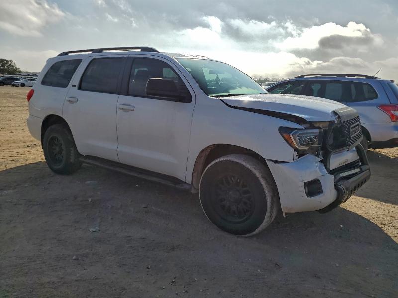 Photo 4 from auction – 2014 TOYOTA SEQUOIA with VIN 5TDBY5G16ES101335