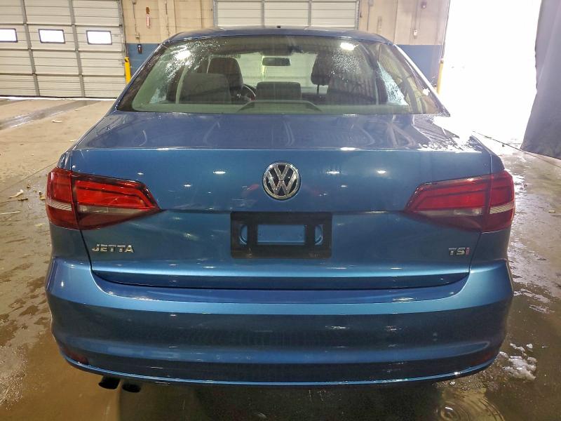 Photo 6 from auction – 2017 VOLKSWAGEN JETTA S with VIN 3VW2B7AJ5HM266963