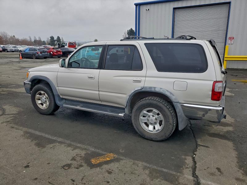Zdjęcie 2 z aukcji – 2000 TOYOTA 4RUNNER z VIN JT3GN86R5Y0138556