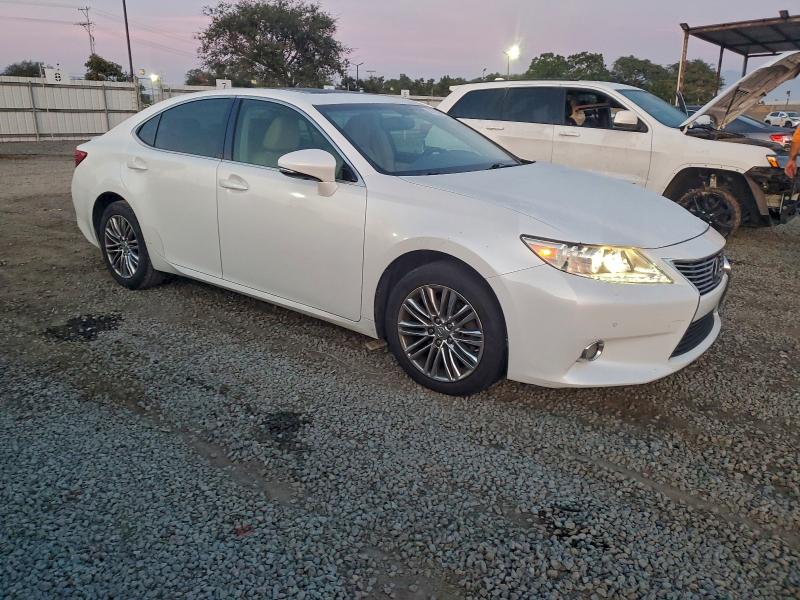 Фото 4 с аукциона – 2015 LEXUS ES 350 с VIN JTHBK1GG0F2155235