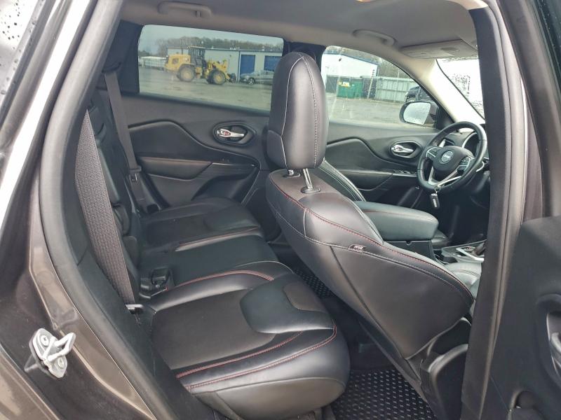 Photo 11 from auction – 2016 JEEP CHEROKEE with VIN 1C4PJMBS4GW271233