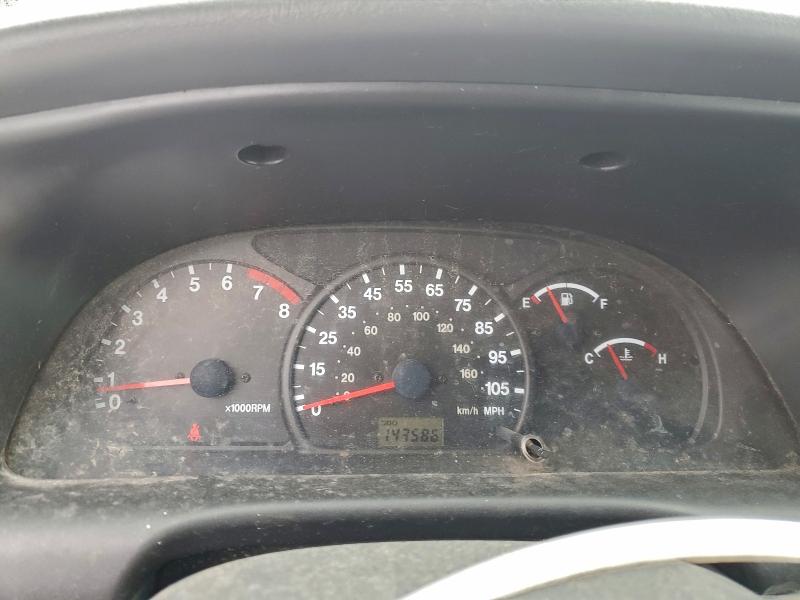 Photo 9 from auction – 2001 CHEVROLET TRACKER with VIN 2CNBE18C016924375