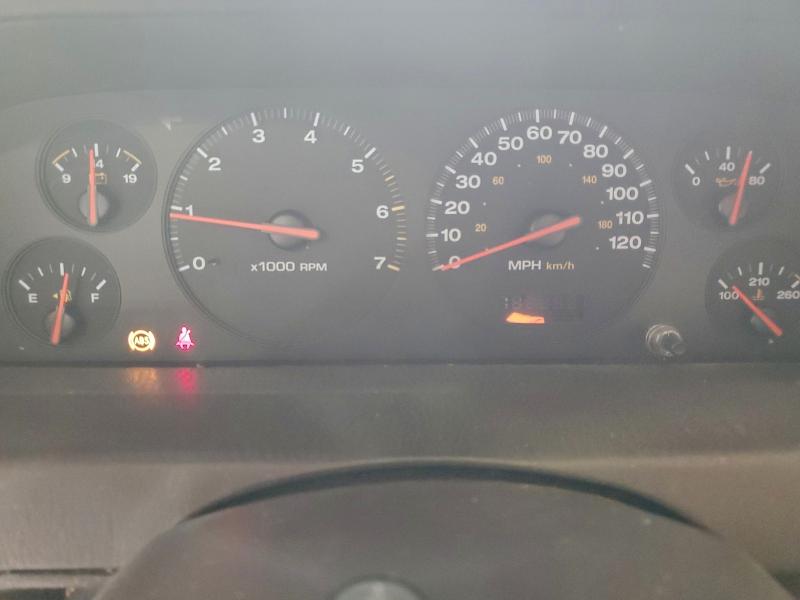 Photo 9 from auction – 2001 JEEP GRAND CHER with VIN 1J4GX48S31C504494