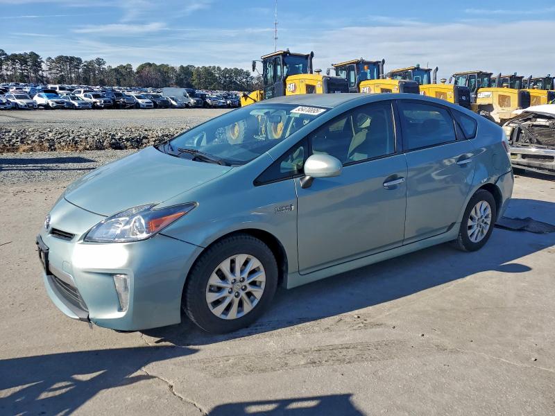 TOYOTA PRIUS PLUG 2012 with VIN JTDKN3DP4C3027708 - Photo from auction