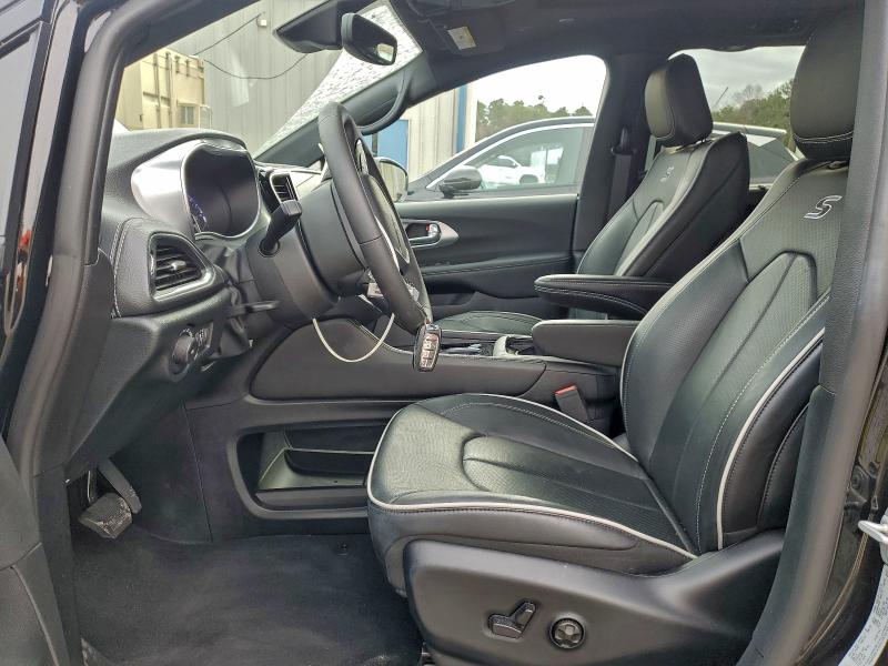 Photo 7 from auction – 2025 CHRYSLER PACIFICA L with VIN 2C4RC1GGXSR610956