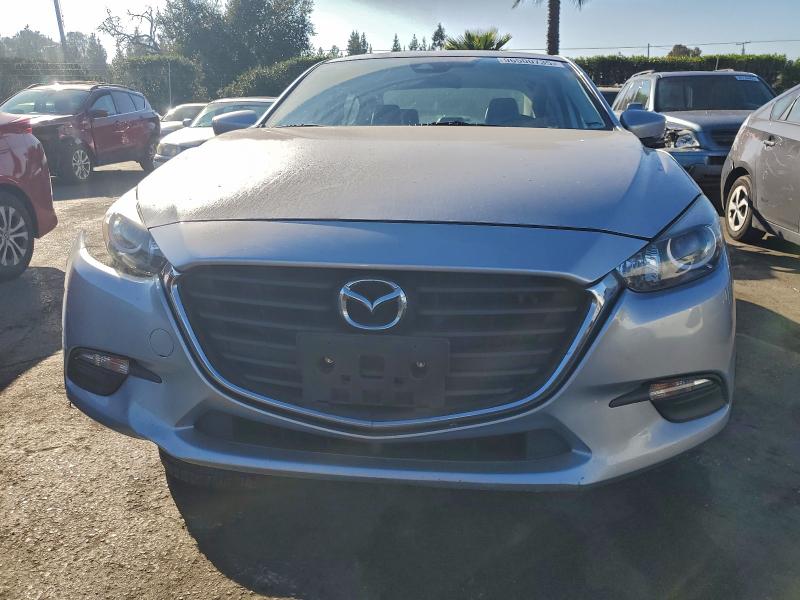 Photo 5 from auction – 2018 MAZDA 3 TOURING with VIN 3MZBN1V3XJM237481