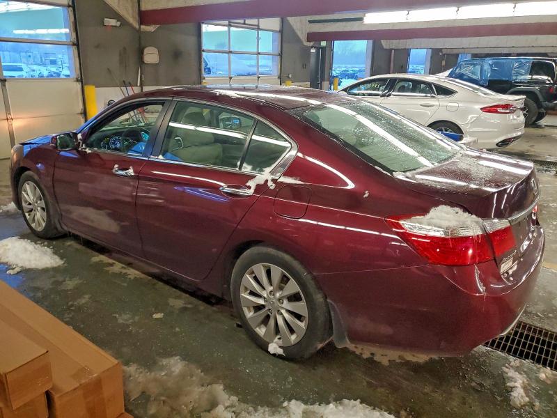 Photo 2 from auction – 2014 HONDA ACCORD with VIN 1HGCR2F72EA229933