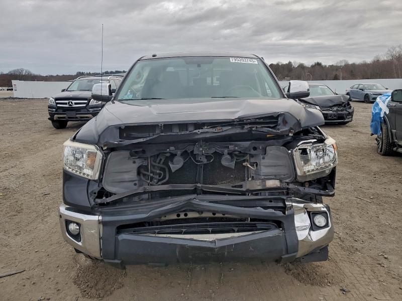Photo 5 from auction – 2014 TOYOTA TUNDRA DOU with VIN 5TFBY5F16EX379986