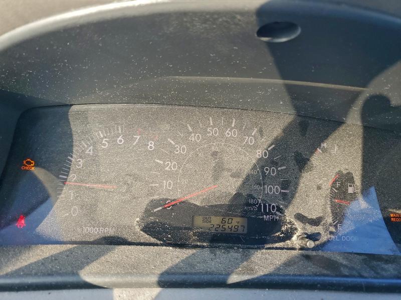 Photo 9 from auction – 2005 TOYOTA COROLLA CE with VIN 1NXBR32E25Z543645